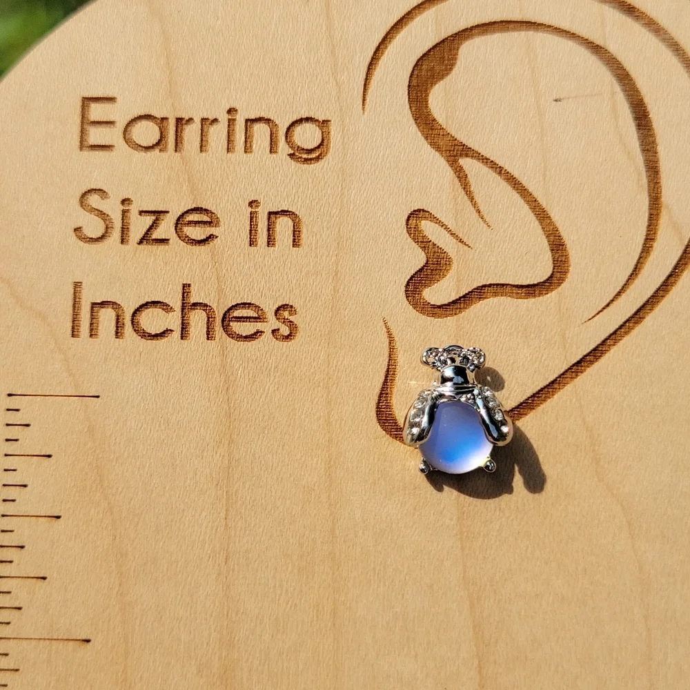 Color Shifting Ladybird Stud Earrings, 925 Sterling Silver - Picture 4 of 6